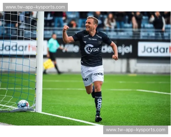 冰与火的较量：莫尔德与维京，一场注定载入史册的足球盛宴